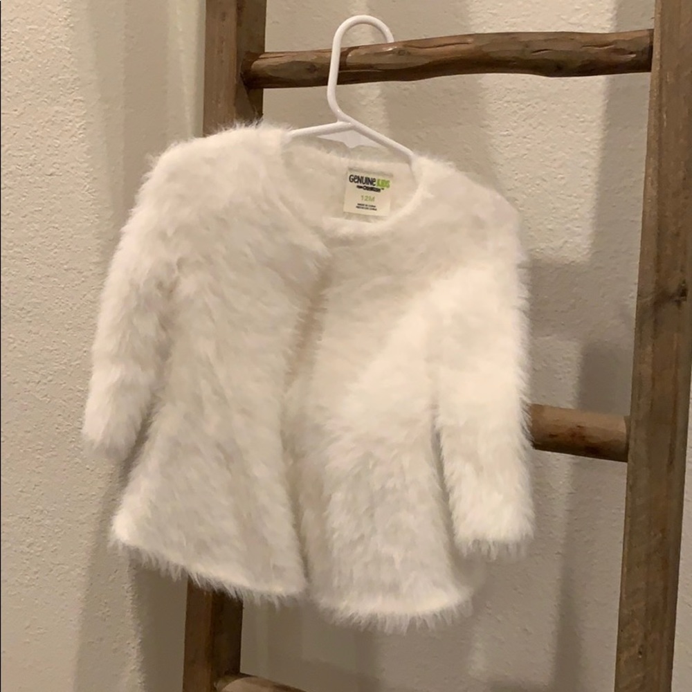 Cozy OshKosh Sweater Size 12M